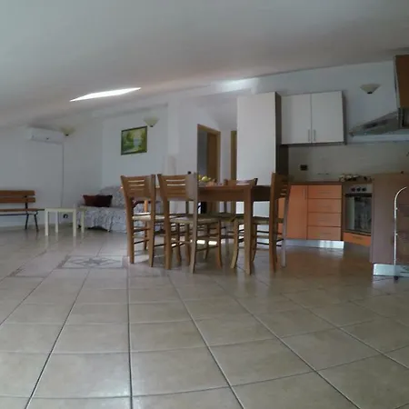 Hébergement de vacances Gina